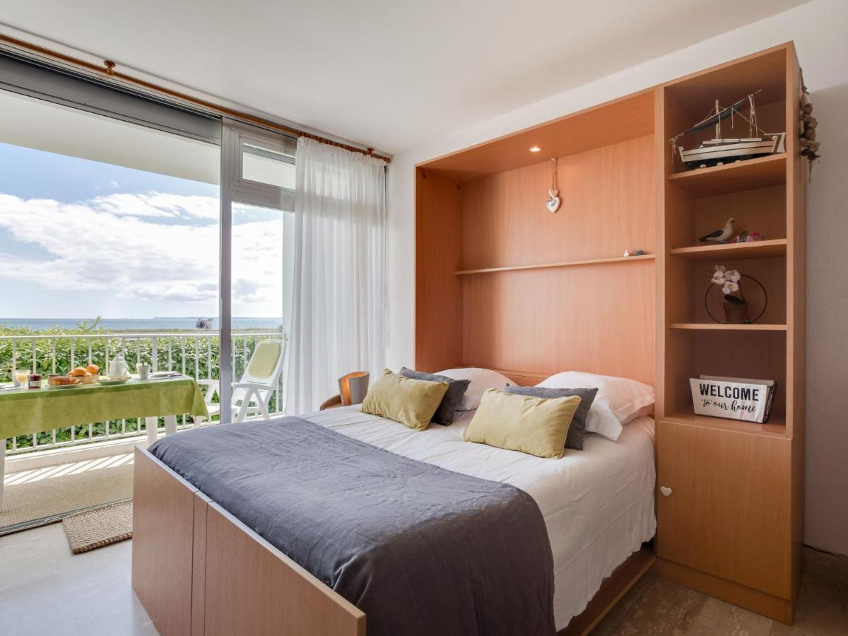 Les Trois Iles-6 By Interhome